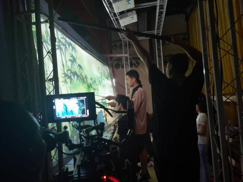 澜沧TVC拍摄公司：美妆时尚造梦师，雕琢细节中的高级质感